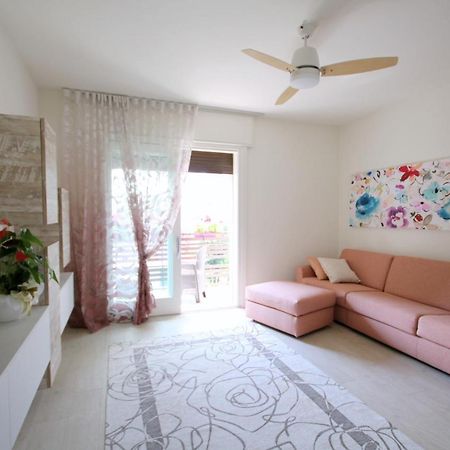 La Casa Di Eva Apartment วิตโตรีโอ เวเนโต ภายนอก รูปภาพ