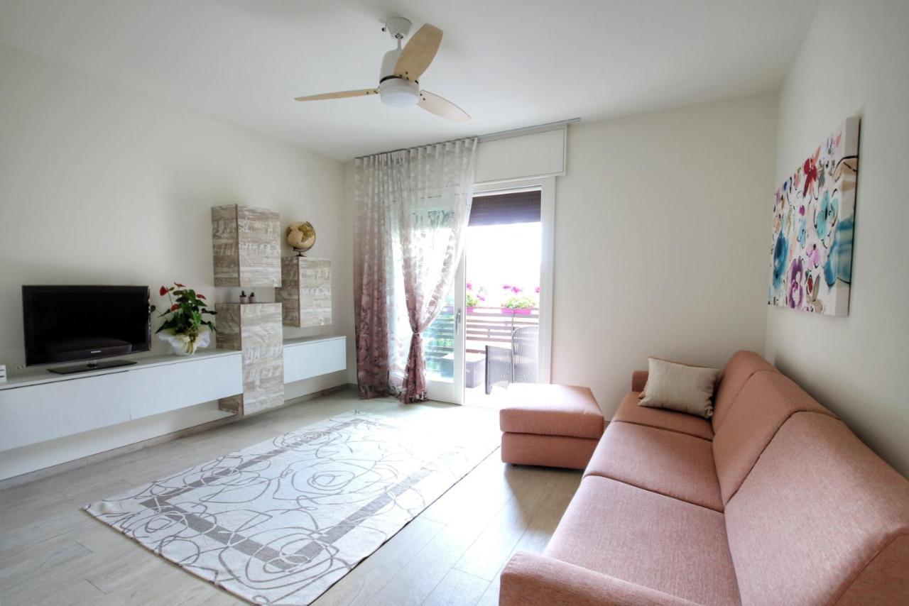 La Casa Di Eva Apartment วิตโตรีโอ เวเนโต ภายนอก รูปภาพ