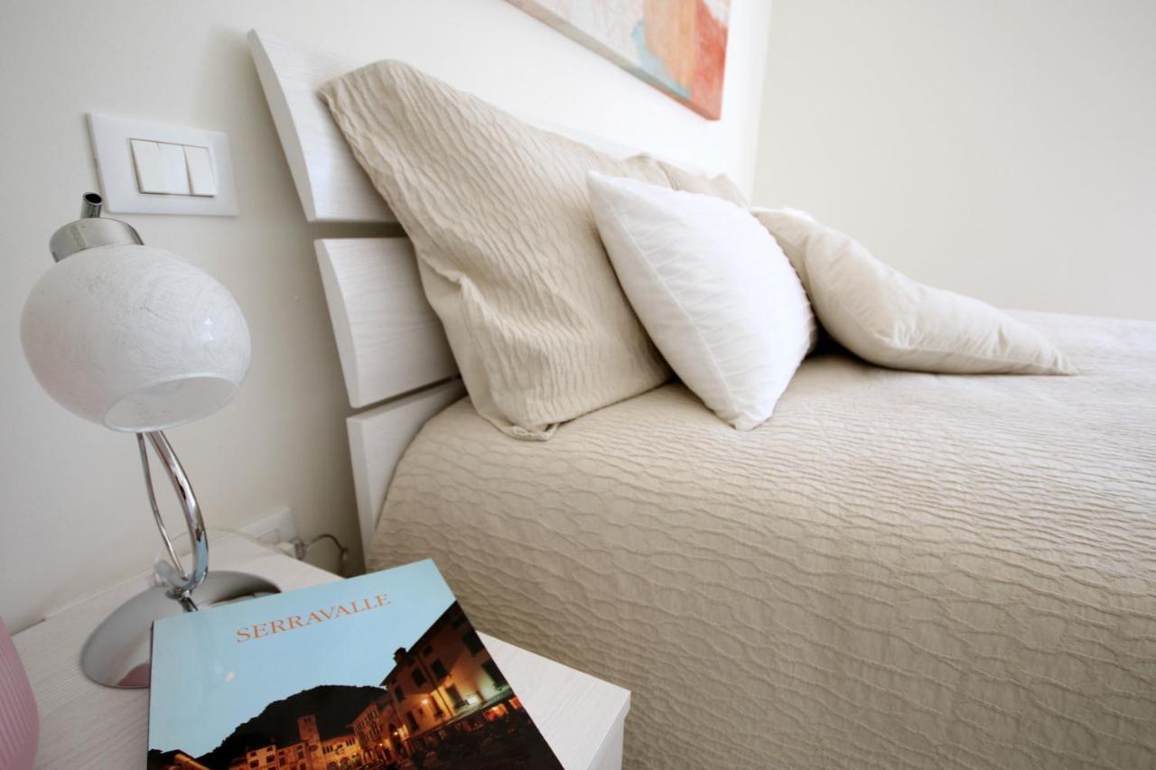 La Casa Di Eva Apartment วิตโตรีโอ เวเนโต ภายนอก รูปภาพ
